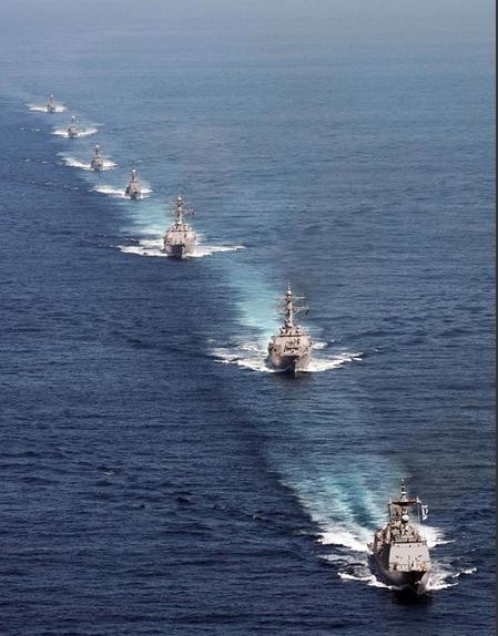 Biên đội tàu chiến Hải quân Mỹ-Hàn diễn tập ở biển Hoàng Hải
